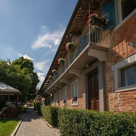 La Madernassa Resort - Casalora Dimora Storica Di Charme Guarene Buitenkant foto