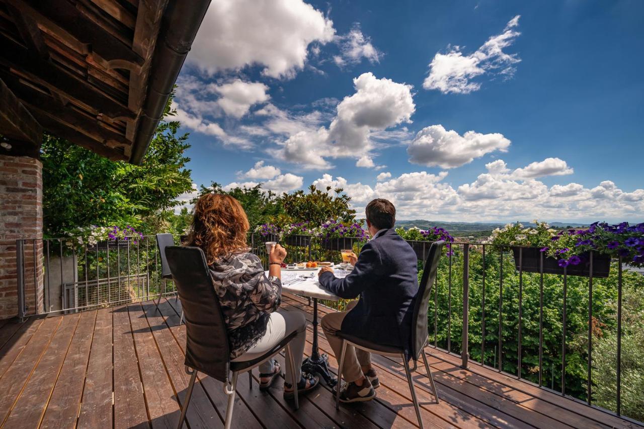 La Madernassa Resort - Casalora Dimora Storica Di Charme Guarene Buitenkant foto