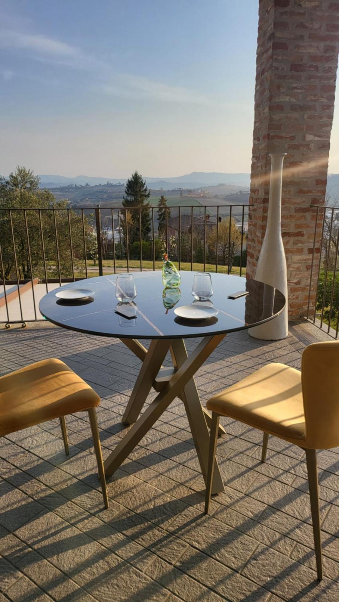 La Madernassa Resort - Casalora Dimora Storica Di Charme Guarene Buitenkant foto